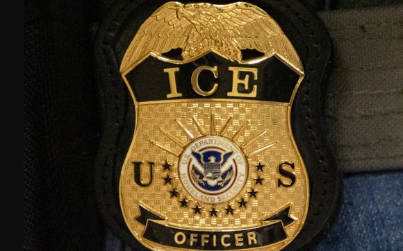 Oficial ICE