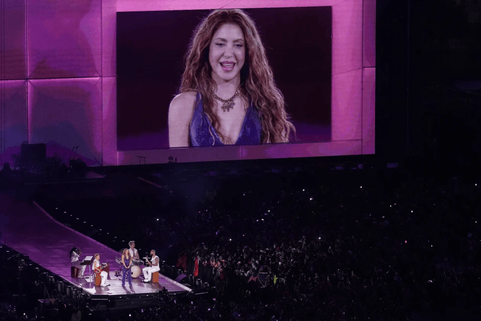 shakira impone record de asistencia con su concierto