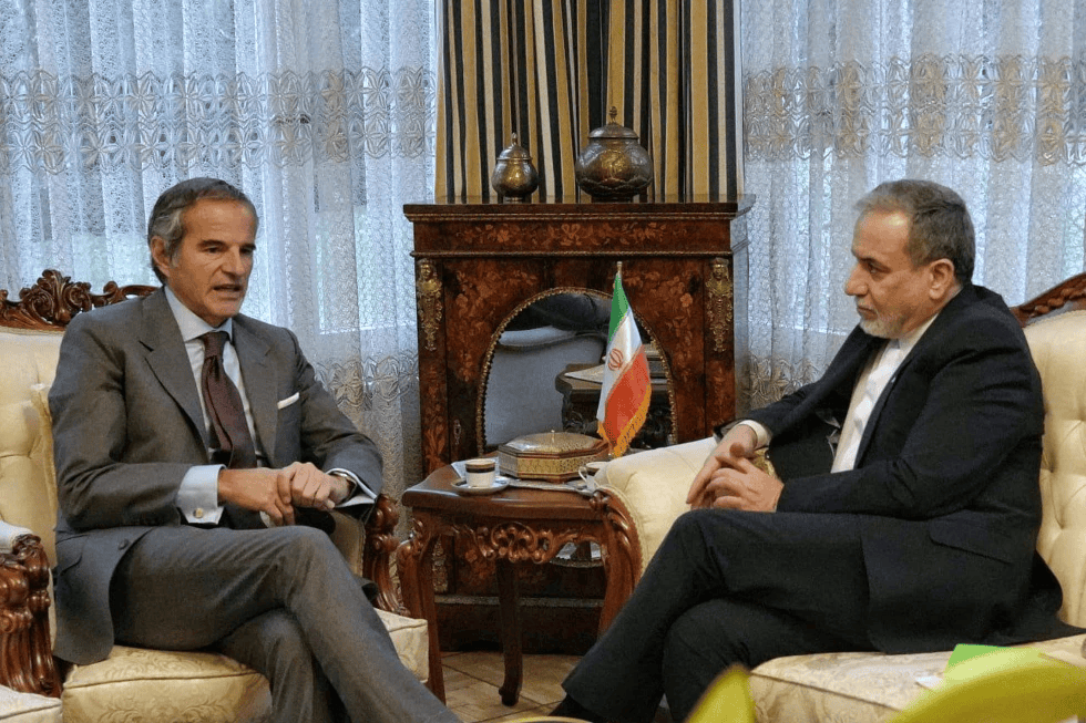 iran cierra temporalmente estrecho de ormuz