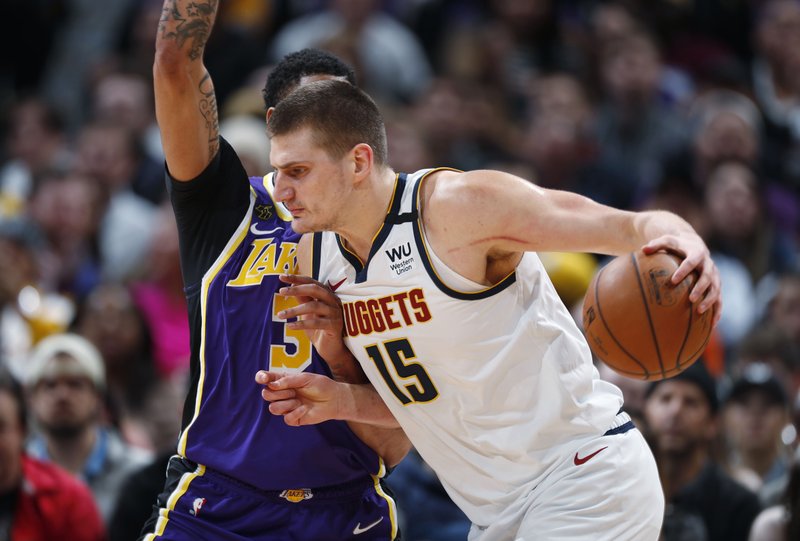 Fuente AP: Jokic da positivo por coronavirus en Serbia