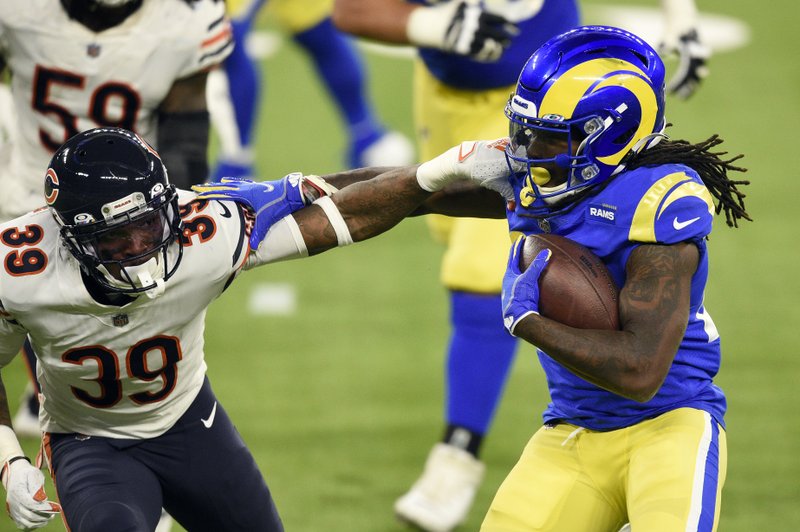 Rams dominan duelo defensivo y derrotan 24-10 a Bears