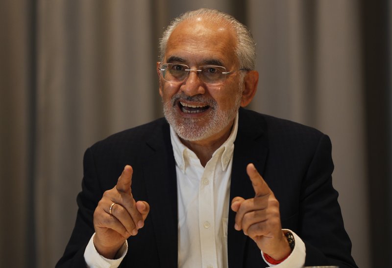 Carlos Mesa, el intelectual que encarna el rechazo a Evo