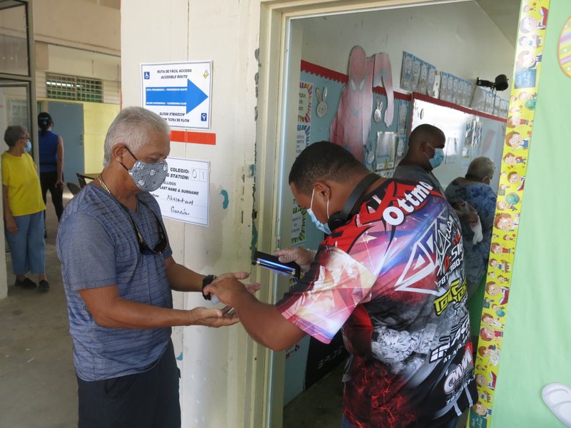 Puerto Rico: Vázquez reconoce su derrota ante Pierluisi