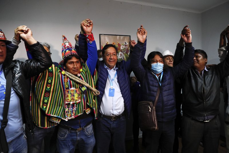 Varios adelantan el triunfo de Arce en elecciones de Bolivia