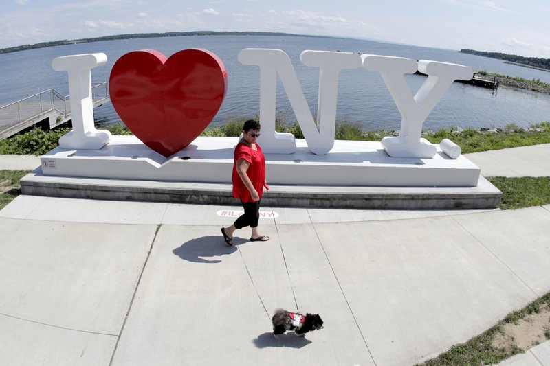 Reabre gradualmente la economía en partes de Nueva York